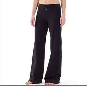 Lululemon Highrise Flare Pant
